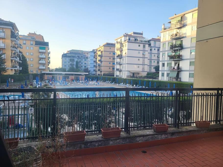 Sweet Terrace & Pool Apartment *